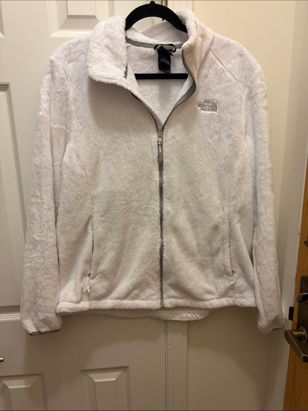 The North Face Women’s Plush Full-Zip Fleece Jacket - White